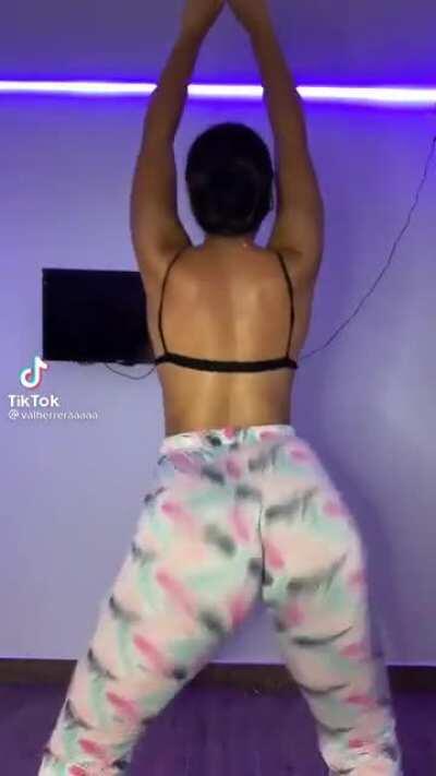 Soft & Jiggle 68 ( Latin Booty In Pj’s Always Kills Me) 😱🤤🤤😍