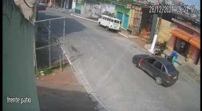 Brazilian arm left…