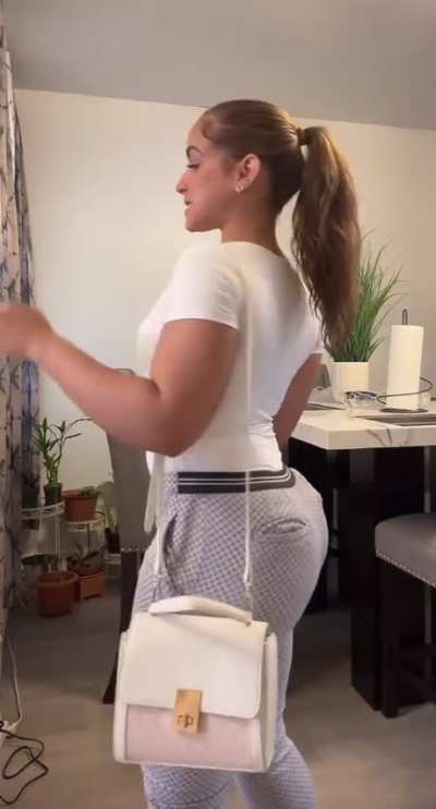 😵‍💫🍑