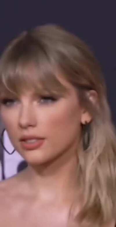 Stunning 😍 at the red carpet