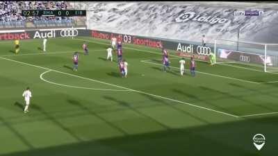 Toni Kroos just back to what he does best! No sign of rustiness for The Sniper.