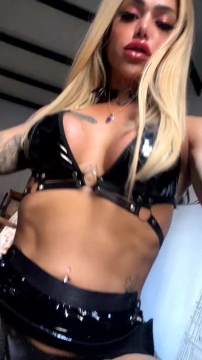 What are you going to lick first? 