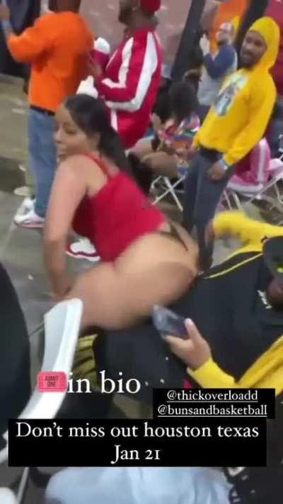 Buns and Basketball - January 21st in Houston