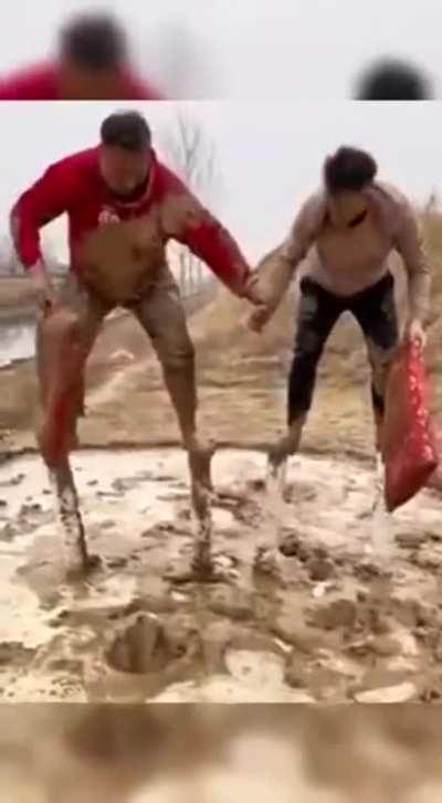 Rock paper scissors in mud