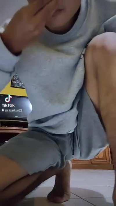 Posting videos found on Filipino facebook until I forget (Day 14)