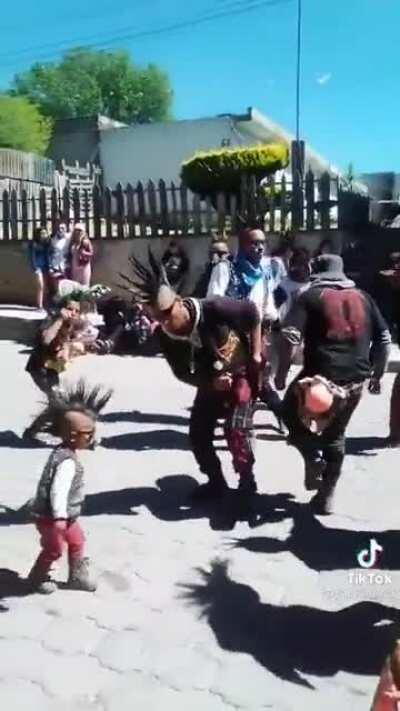 Festejando el inicio de la vacunación en EcatePunk