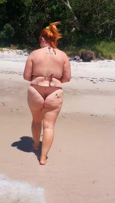 Like thicc busty Ausssies?