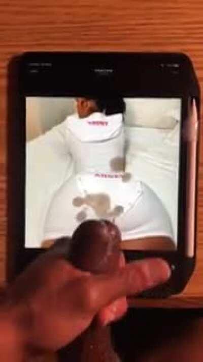 Nutted so hard to Bernice Burgos that i changed the picture🥴