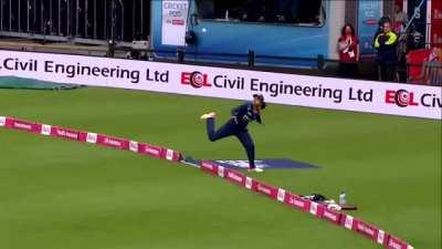 Harleen Deol incredible catch in Ind vs Eng Women's T20