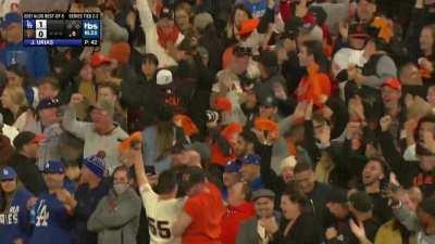 [Highlight] Darin Ruf ties the game up with a solo homer in the bottom of the 6th!