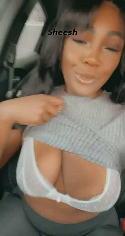 Hope you’re having a great weekend ❤︎