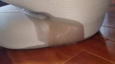 My girl wetting her new leggings