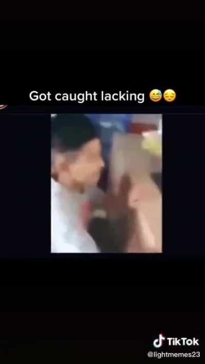 Poor kid 😂😂😂.