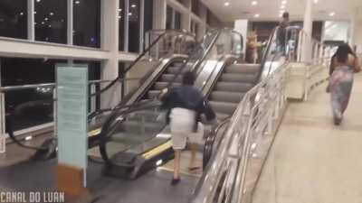 LUTO: Veja o final trágico de Ronaldinho, Youtuber e membro do Broxada Sinistra