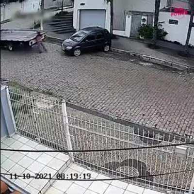 dude trying to stop the truck on his own