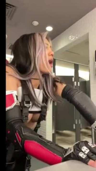 [reddit] I want to watch cute gamer girl go at it and never touch them 🥵