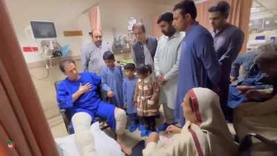 Imran Khan met with family of Shaheed Muazzam.