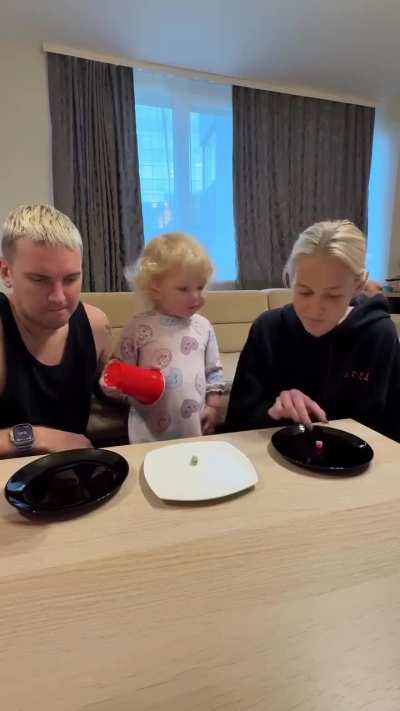 Sweetest, cutest, most wholesome reaction🥺