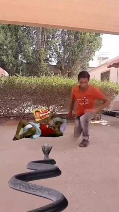 hz musa görünmez asasını yılana dönüştürüyor