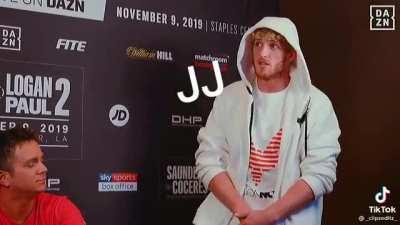 This video is hilarious to me and idk why😭.