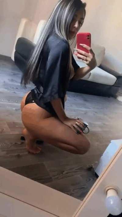 With big ass comes great responsibility