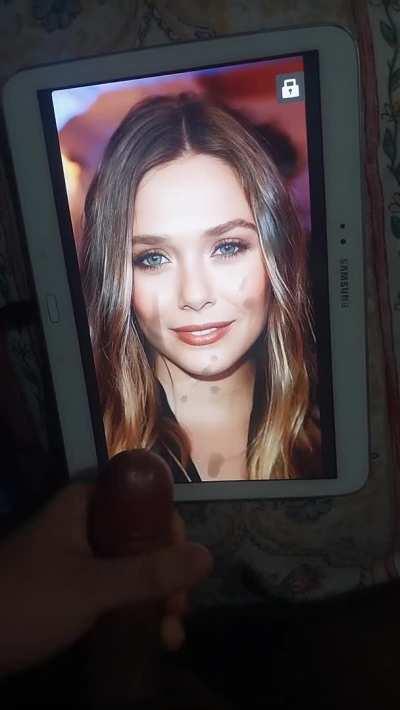 Una de las mejores sensaciones acabar en la boquita de Elizabeth olsen (Elizabeth olsen cum tribute)