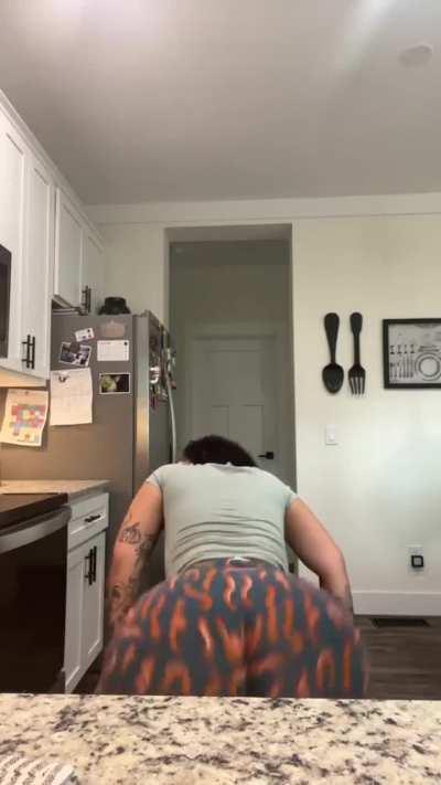 1....2....or.....3 who got the biggest one🍑