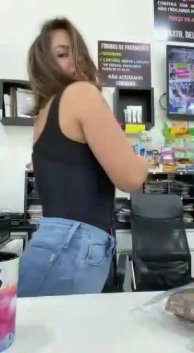 Vendedora nota dez!!!!!!!!