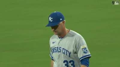 Pablo Reyes sends it to Africa for the win