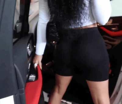 Gahhh Damn! 😫🤤