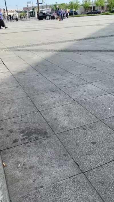 Einer Bekannten von mir die im medizinischen Bereich arbeiten, wurde so richtig die Pause versaut!