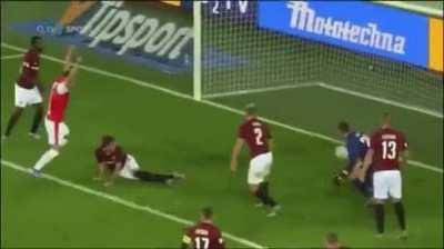 Kneeling in front of goal