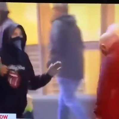 Ex Marine Takes AR15 From Portland Rioters Who Steal It From Burning Police Cruiser