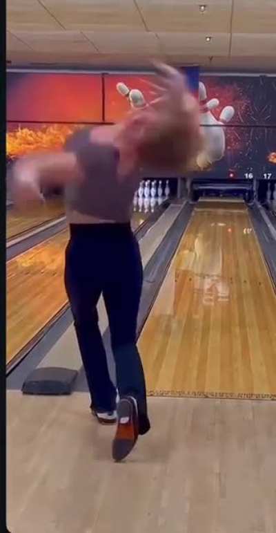 Is this AI? Or is this a normal reaction?