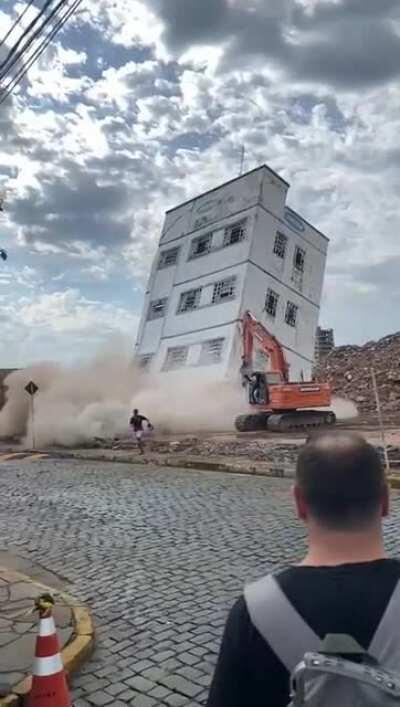 HMRB while I watch this implosion right up close.