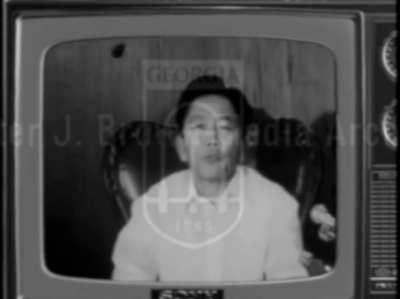 Rare clip of Filipinos reacting to a televised announcement from Marcos (1972)