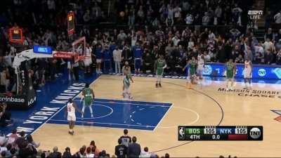 [Highlight] RJ Barrett banks in the three at the buzzer to beat the Celtics