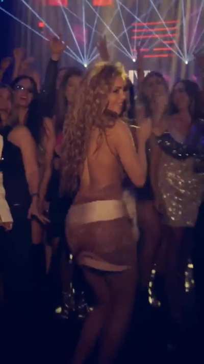 Shakira performing for her Soltera music video 2024