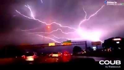 No se subir videos¿Alguien me ayuda?