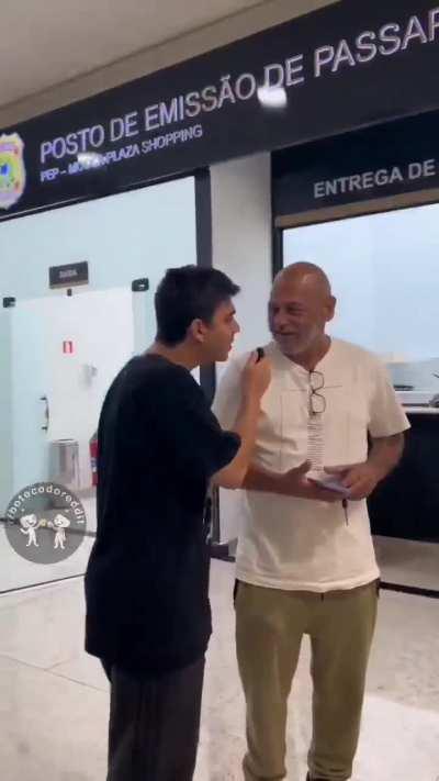 Vai ver esse vídeo em looping! Mas não vai mexer o dedo 