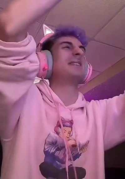 What is this person saying? On TikTok live