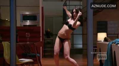 Lisa Edelstein is SO FINE!!!