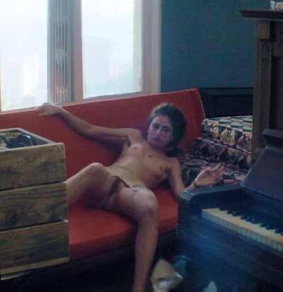 Carol Duarte, a brazilian actress spreading her pussy (slowed)