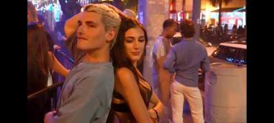 Se× worker reject short guy