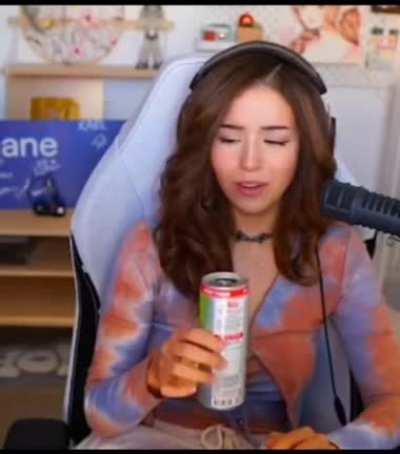 actual video of the pokimane nip slip since I see so much clickbait on Reddit