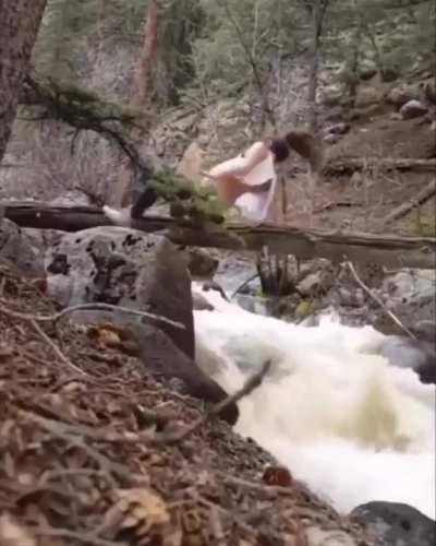 Another TikTok fail, yoga style