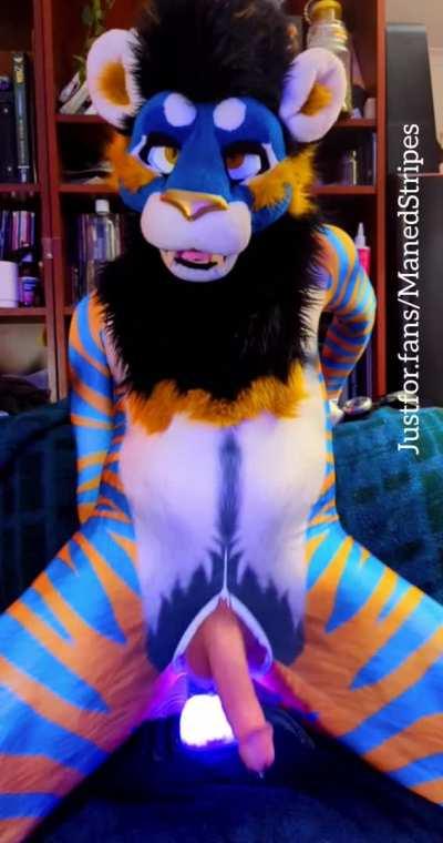 RGB Gamer-Spec dildo