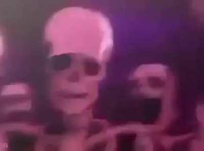 dang bro you got the whole squad laughing 