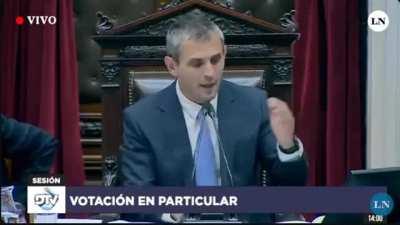 Ley bases media sancion