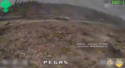 92th OShBr destroy a Russian BMP-1 with FPV drone, big explosion